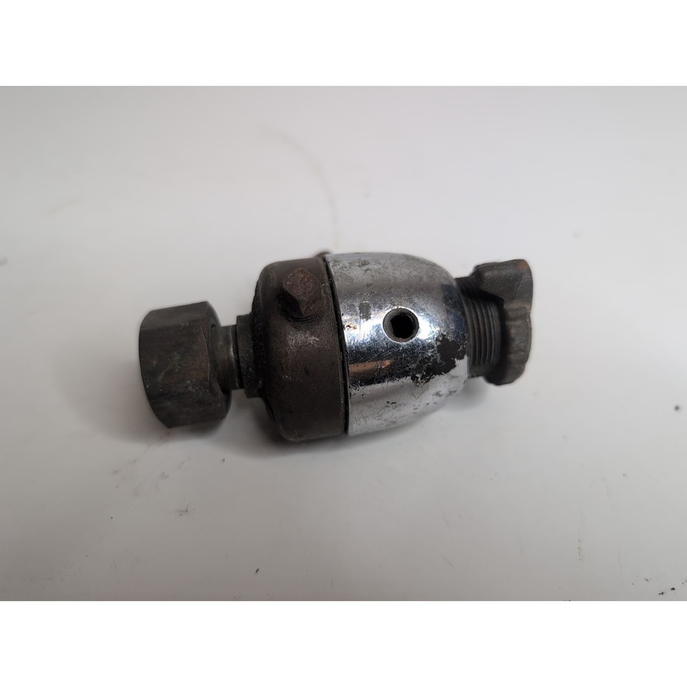 PREST-O-LITE. AXETYLENE REGULATOR. TYPE R-411-B ~04X36 ~LINDE CO., UNION CARBIDE